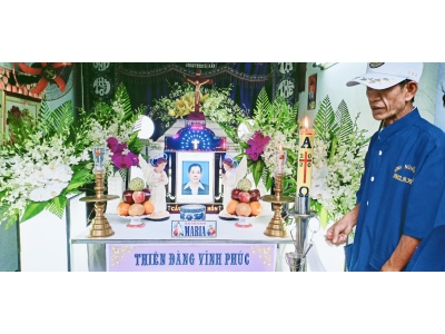 Phong Trang Trí Hoa Tươi Công Giáo